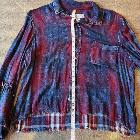 VINTAGE HAVANA blue and red plaid cropped button down w/fringe bell sleeves. - Picture 9 of 9